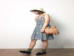 着るだけ簡単！夏は小花柄itemでヴィンテージガールに変身