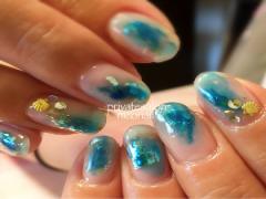 人気ネイルで夏をおしゃれに彩る♪思い出に残る夏色カラー♡