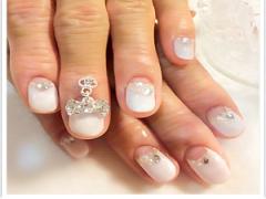 定番のホワイトカラーのフレンチネイル！可愛いデザインまとめ♡