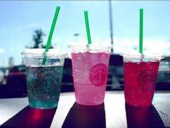 夏に欠かせない氷のあるあるな悩みを解決。カフェのような氷でおもてなしを♡