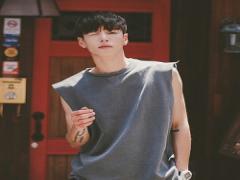 男の子は揺れるモノに弱い。色っぽさ満点耳元ゆらりピアスで彼の♡を射止めて