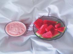 夏らしさ、ギュギュッと詰め込んで。“パイナップル”モチーフのあれこれ