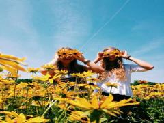 あなたはどっちを選ぶ？ホワイトorデニムワンピ対決◎