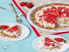 甘さとフレッシュを1本にぎゅっ。新たな食べ方〈串刺しケーキ〉のすゝめ♭