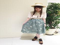 白ブラウスを着こなして彼のハートもゲットのモテコーデに♪