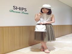 ミモレ丈コーディネートをオフィスでも楽しみたいあなたへ