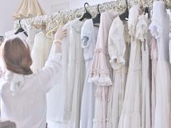 ランジェリーで女の子は変わる。内に秘めておくのは勿体ない、lochieの存在感。