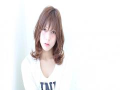 うざバングが一番可愛く見えるってウワサのショートヘアにこの夏トライして！