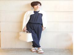 ローヒールがカギ！フラットサンダルで手に入れる極上のゆったり着こなし術