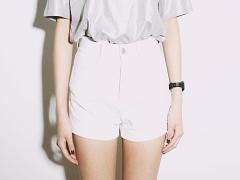 もしかしてダサくなってる？トップスのIN・OUTをどうやって決めるか問題