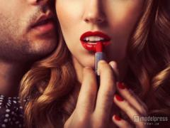 彼が思わずキスしちゃう！ツヤ唇を作るテク5つ