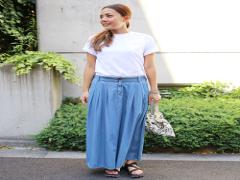 大人シンプルこそおしゃれ！Tシャツを使ったおすすめ着こなし集