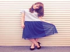 デートにコレ！ミモレ丈スカートを大人顔に着こなして