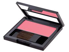 恋する女の子の鉄板カラー◎チークを上手に使ってもっと可愛い自分に。