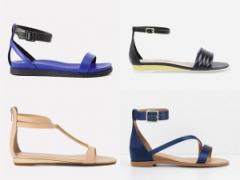 アンクルストラップ付き「フラットサンダル」で女性らしいヌケ感を演出！