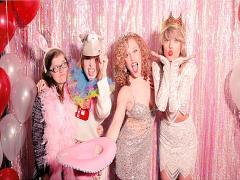 夏の夜遊びファッションは大胆に！“肌見せ”アイテムでお目立ちガールに♡