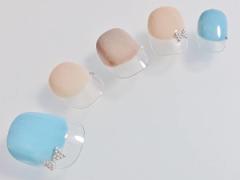 ちょこんところんと。新川優愛ちゃんもしてた超シンプル丸フレンチネイル