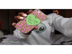 かわいすぎて友達に自慢したい♡思わずカバンから出したくなる”iPhone充電器”まとめ！