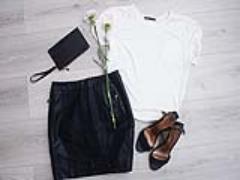 実は重要なシルエット✓この秋トレンドの"ロング＆リーン"を習得したい！