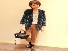 お洒落レディース必見♡ふわもこファーコートのコーディネート♭