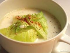 食感も楽しい♪レタスを使ったおいしいスープレシピ集♡