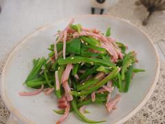 ピーマンが主役！簡単サラダレシピでサクッともう一品！