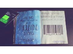 たまにはユニークデザインに挑戦してみない？ピピッとバーコードネイル