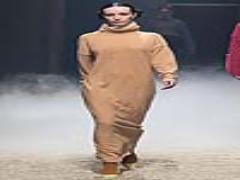 暑くても季節を先取りしたい。ベージュの一点投入からはじめる秋ファッション