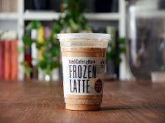 どこのカフェ？いいえ、ローソンです。298円のフローズンラテが話題！