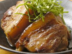 一気に南国気分♡地元の雰囲気が味わえる新宿の沖縄料理屋さん3選！