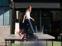 今日も立ちっぱ星人なあなたへ、お仕事しながらむくみとさよならするココロエ4つ