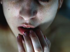 季節の変わり目の今だから。‘基本重視&amp;引き算’のスキンケアで秋も潤う肌へ＊