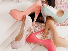 秋は一転、Ladyな足元に♡ 主役級パンプスはボトムス合わせでお洒落に着こなす