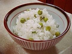 豆ごはんだけじゃない！おかずにもデザートにもなるグリンピースのレシピ20選