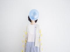 時には、肩の力を抜いて。めがね×ヘアアレンジでラフにコーディネートを仕上げる