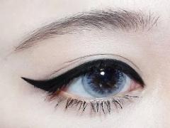 君のハートを狙い撃ち！射抜かれるほど鋭いキャットアイで作る愛されフェイス♡