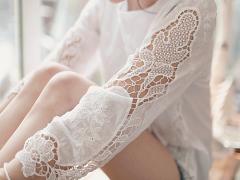 指先にシースルーを取り入れて透け感を♡秋ネイルカタログ