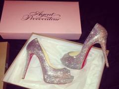 ファッションにLadyなスパイスを♡MUST BUYなグリッターシューズ14選