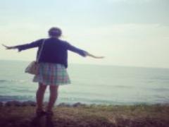 結った髪からキラリと輝く。ピアスを魅せるヘアアレンジ集