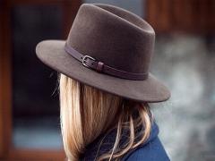 洋服は買わない！小物を買い足すのがオシャレ女子の秘訣♡