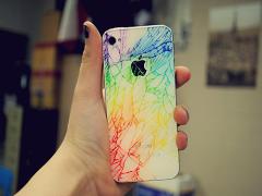 わたしはしないと思ってた！「携帯液晶バッキバキ問題」を未然に防ぐ3アイテム