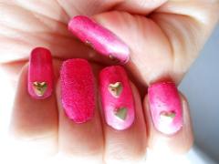 ふさふさな感じがツボ♡秋はベルベットネイルでぬくぬくな指先に。