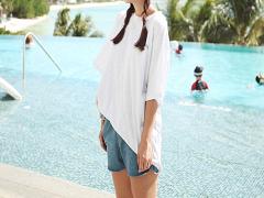 男の子には内緒だよ♡水着で胸を大きく見せる秘密のテクニック✦