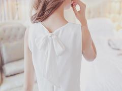 ＼ホワイトvsグレー／25歳からの大人の ワントーンコーディネート 対決！