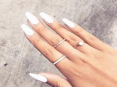 『初心者向け』同じカラーを合わせるだけ！”最愛リング×ネイル”カタログ