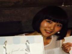 ガーリー派さんも挑戦したい！“ノースリニット”の着こなし方講座