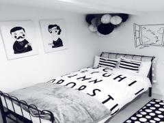 余計な色はいらない。シンプル極める大人のモノトーン生活