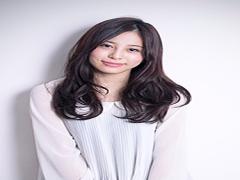 やっぱ日本人は黒髪でしょ！秋はしっとりヘアスタイルにチェンジ