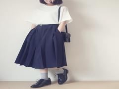 「脱！ただのシンプルコーデ。」1点投入でガラリと印象チェンジ