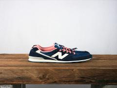 普通なんてツマラナイ。スニーカーはド派手デザインで攻めのコーデに